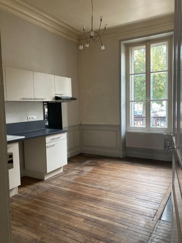 Location appartement Troyes 10000 Aube 83 m2 3 pièces 902 euros