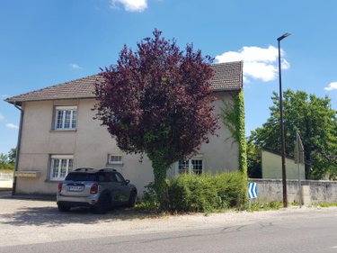 Location appartement Cuisery 71290 Saône-et-Loire 20 m2 1 pièce 270 euros