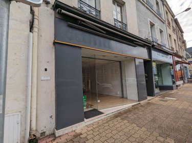 Location fonds et murs commerciaux Nogent-le-Rotrou 28400 Eure-et-Loir 50 m2  800 euros