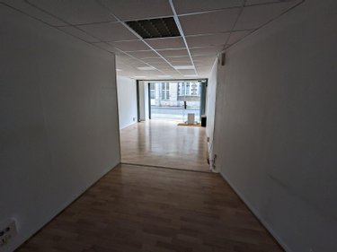Location fonds et murs commerciaux Nogent-le-Rotrou 28400 Eure-et-Loir 60 m2  1125 euros