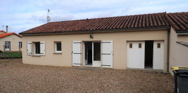Location maison Beaumont Saint-Cyr 86490 Vienne 78 m2 4 pièces 650 euros