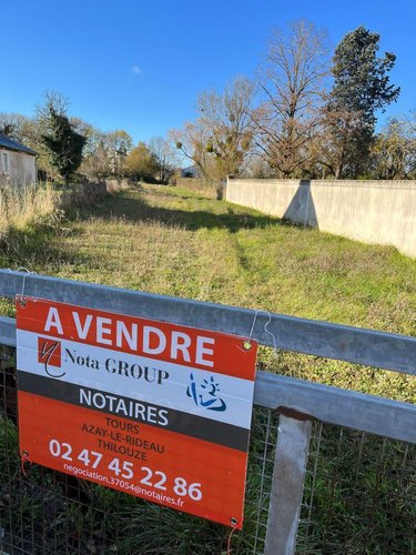 Terrain a batir a vendre Villeperdue 37260 Indre-et-Loire 1069 m2  29700 euros