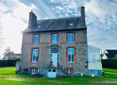 Maison a vendre Avranches 50300 Manche 198 m2 9 pièces 282096 euros