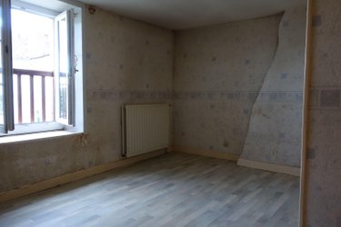 Maison a vendre Saint-Amand-Montrond 18200 Cher 91 m2 4 pièces 47000 euros