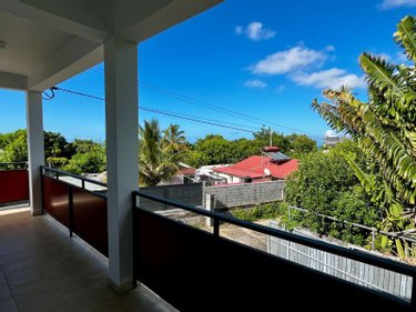 Maison a vendre La-Riviere 97421 Réunion 220 m2 11 pièces 555450 euros