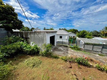 Maison a vendre La-Riviere 97421 Réunion 220 m2 11 pièces 555450 euros
