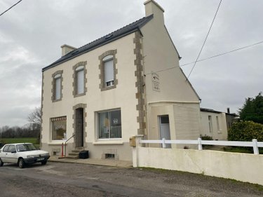 Fonds et murs commerciaux a vendre Scaër 29390 Finistère 50 m2  116600 euros