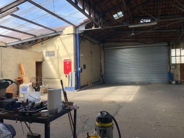 Immeuble a vendre Villenave-d'Ornon 33140 Gironde 435 m2  517400 euros