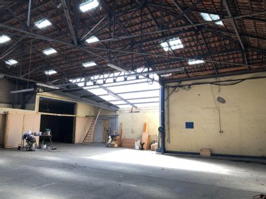 Immeuble a vendre Villenave-d'Ornon 33140 Gironde 435 m2  517400 euros
