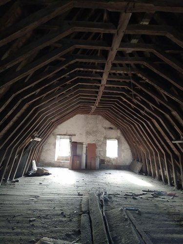 Immeuble a vendre Chantelle 03140 Allier 290 m2  195000 euros