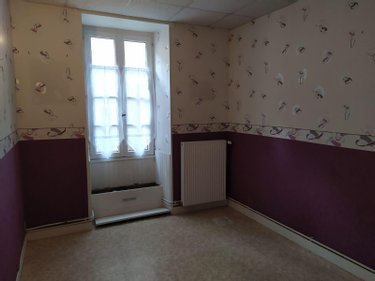 Immeuble a vendre Chantelle 03140 Allier 290 m2  195000 euros