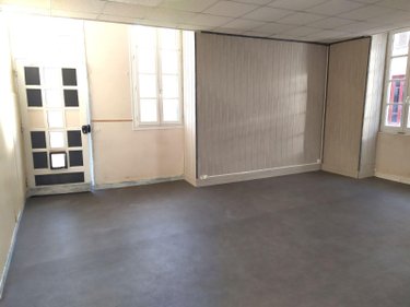 Maison a vendre Chantelle 03140 Allier 300 m2 12 pièces 149000 euros