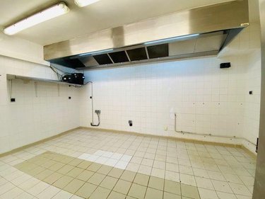 Fonds et murs commerciaux a vendre Trégastel 22730 Côtes-d'Armor 68 m2  173730 euros