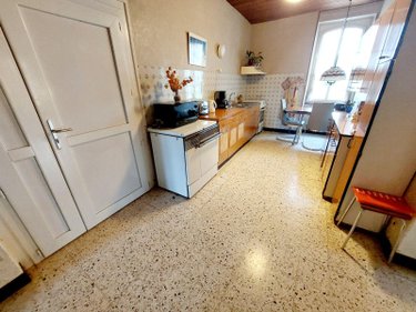 propriete a vendre Chambon 17290 Charente-Maritime 243 m2 8 pièces 457600 euros