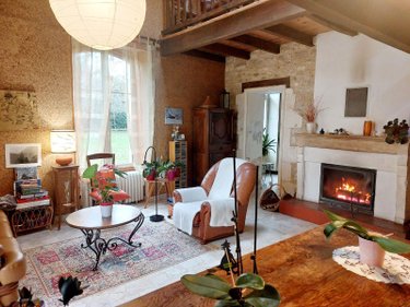 propriete a vendre Chambon 17290 Charente-Maritime 243 m2 8 pièces 457600 euros