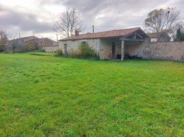 propriete a vendre Chambon 17290 Charente-Maritime 243 m2 8 pièces 457600 euros