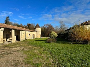 propriete a vendre Chambon 17290 Charente-Maritime 243 m2 8 pièces 457600 euros