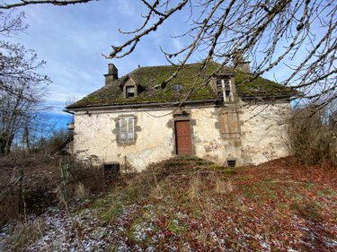 Maison a vendre Ally 15700 Cantal 260 m2  64660 euros