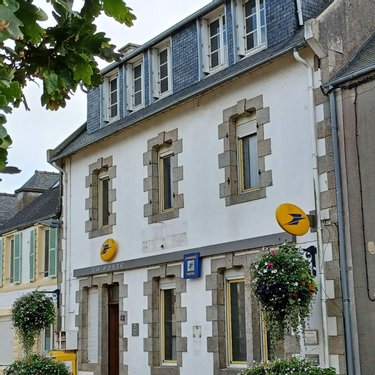 Immeuble a vendre Plouénan 29420 Finistère 208 m2  147800 euros