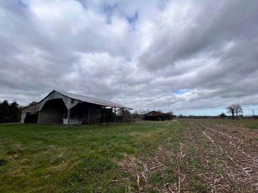 Bien agricole a vendre Plouasne 22830 Côtes-d'Armor  41546 euros