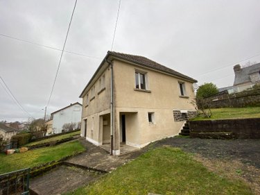 Maison a vendre Mauriac 15200 Cantal 80 m2  73100 euros
