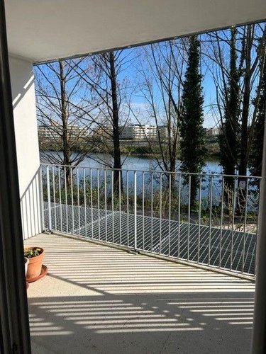 Appartement a vendre Bruges 33520 Gironde 63 m2 3 pièces 235000 euros