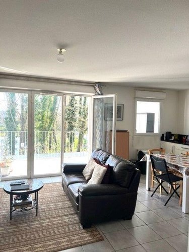 Appartement a vendre Bruges 33520 Gironde 63 m2 3 pièces 235000 euros