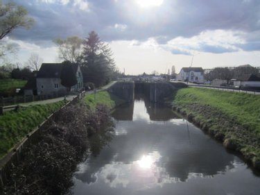 Immeuble a vendre Écuisses 71210 Saône-et-Loire 300 m2  26500 euros