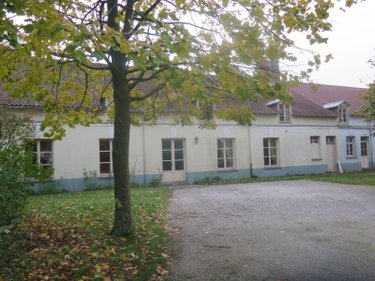 propriete a vendre Bergues 59380 Nord 1362 m2 20 pièces 927000 euros