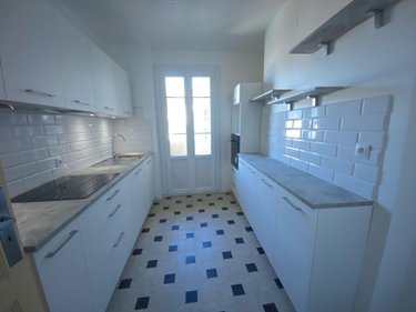 Location appartement Toulon 83000 Var 86 m2 4 pièces 1059 euros