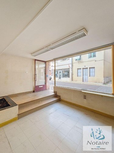 Immeuble a vendre Tournus 71700 Saône-et-Loire 114 m2  79000 euros