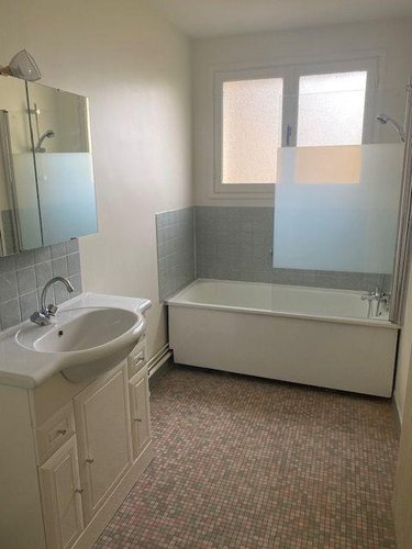 Location appartement Évreux 27000 Eure 45 m2 2 pièces 525 euros