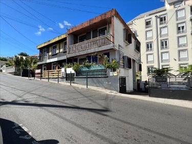 Immeuble a vendre Le Tampon 97430 Réunion 280 m2  499100 euros