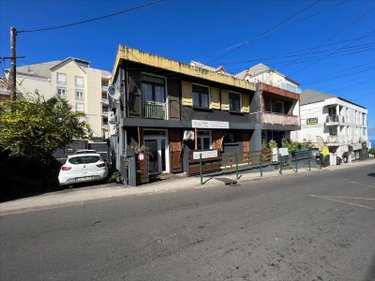 Immeuble a vendre Le Tampon 97430 Réunion 280 m2  499100 euros
