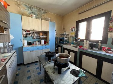 Immeuble a vendre Le Tampon 97430 Réunion 280 m2  499100 euros