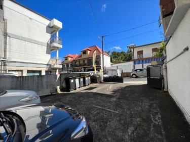 Immeuble a vendre Le Tampon 97430 Réunion 280 m2  499100 euros