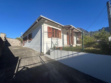Maison a vendre Cilaos 97413 Réunion 109 m2 6 pièces 282800 euros