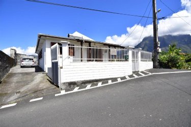Maison a vendre Cilaos 97413 Réunion 109 m2 6 pièces 282800 euros