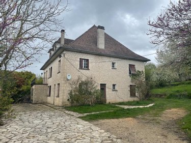 Maison a vendre Lacapelle-Marival 46120 Lot 300 m2 9 pièces 229600 euros