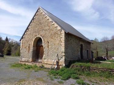 Divers a vendre Thiézac 15800 Cantal 70 m2  53000 euros