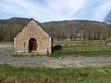 Divers a vendre Thiézac 15800 Cantal 70 m2  53000 euros