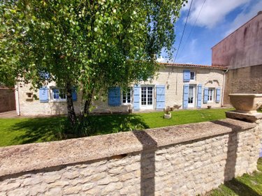 Maison a vendre Forges 17290 Charente-Maritime 179 m2 5 pièces 277400 euros