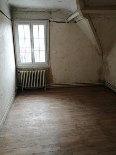 Immeuble a vendre Brionne 27800 Eure 100 m2  88922 euros