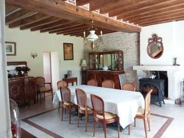 Maison a vendre Chémery 41700 Loir-et-Cher 206 m2 6 pièces 430600 euros