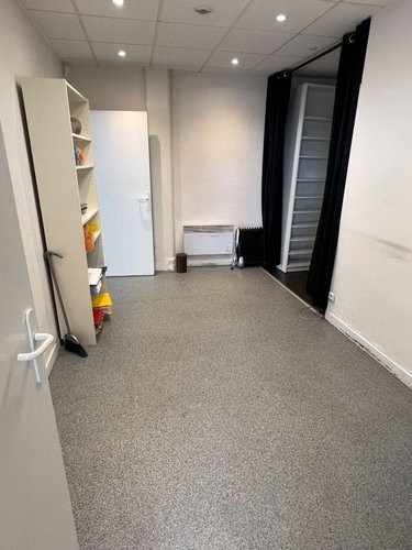Fonds et murs commerciaux a vendre Dunkerque 59140 Nord 60 m2  137750 euros