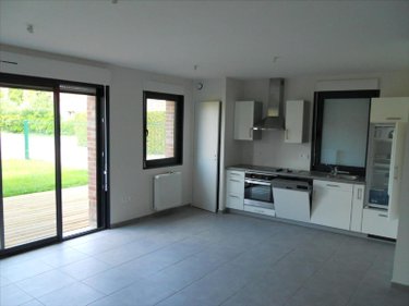 Location maison Bailleul 59270 Nord 84 m2 5 pièces 1000 euros
