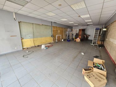 Immeuble a vendre Saint-Amour 39160 Jura 238 m2  49000 euros