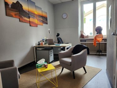 Location fonds et murs commerciaux Troyes 10000 Aube 101 m2  910 euros
