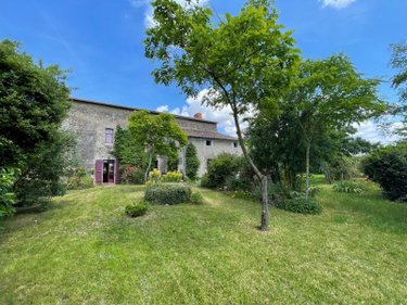 propriete a vendre Saint Maurice Étusson 79150 Deux-Sèvres 196 m2 7 pièces 301912 euros