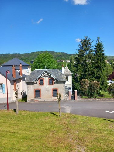 Divers a vendre Neussargues en Pinatelle 15170 Cantal 30 m2  21000 euros